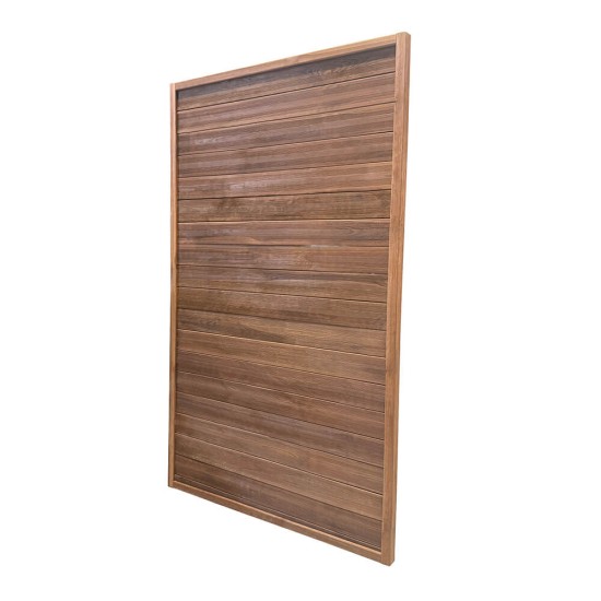 Ξύλινο καφασωτό εξωτερικού χώρου , με μοντέρνος σχεδιασμό και ανθεκτικό σε καιρικές συνθήκες